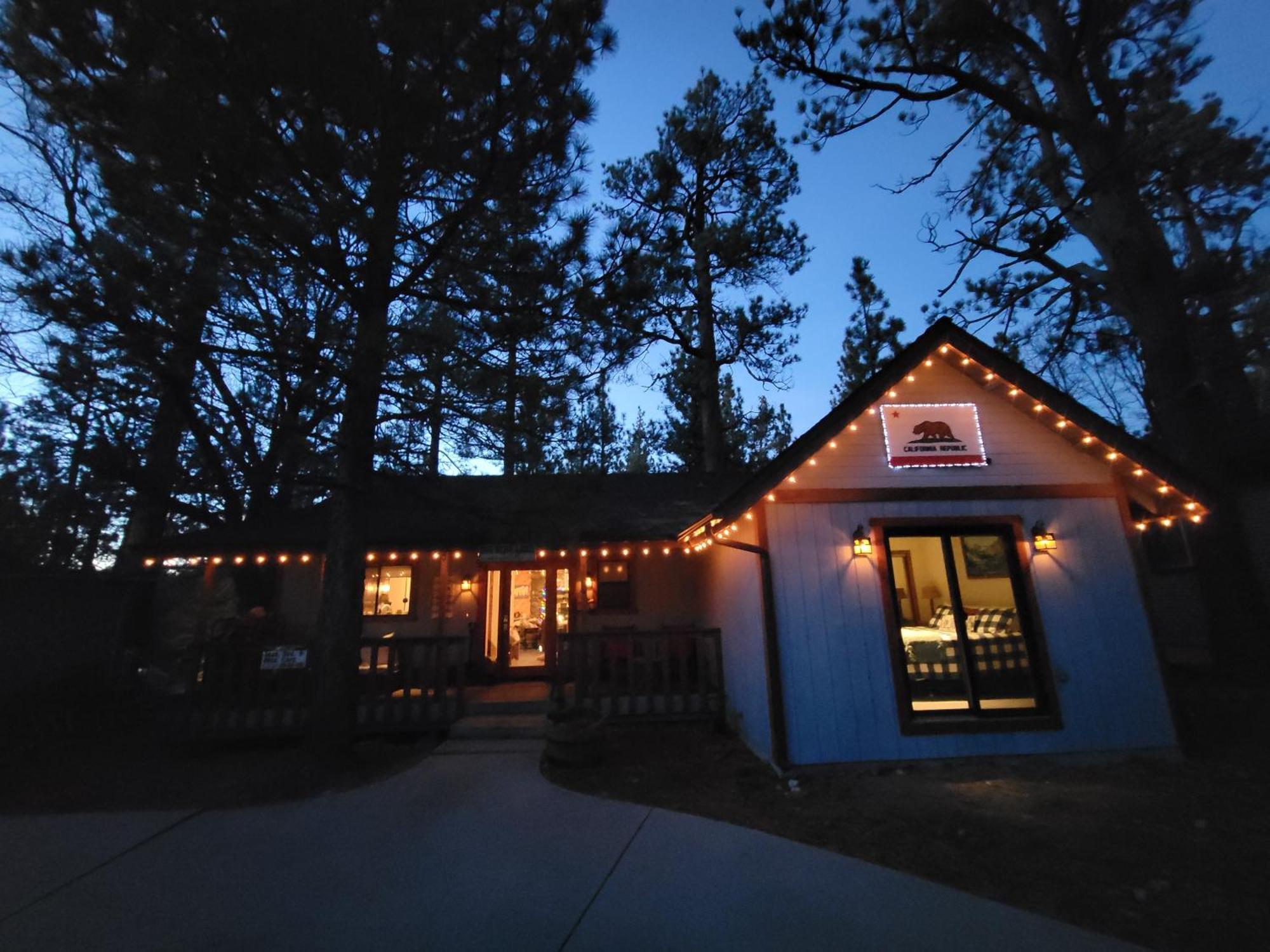 ביג בר לייק Four Seasons Getaway-Private Hot Spa With Pine Tree Views-Walk To Village And Pineknot Trailhead-Plus King Bed! מראה חיצוני תמונה