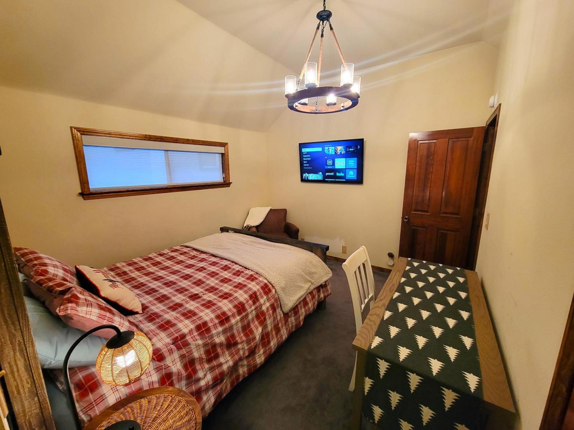 ביג בר לייק Four Seasons Getaway-Private Hot Spa With Pine Tree Views-Walk To Village And Pineknot Trailhead-Plus King Bed! מראה חיצוני תמונה
